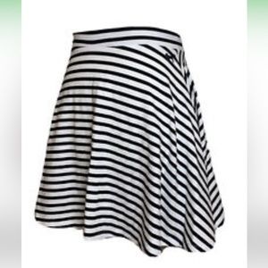 PINK Victoria's Secret Size S Mini Skirt Black White Stripe A-Line Dog Logo
